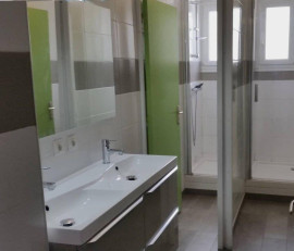 
                                                                                        Colocation
                                                                                         Chambre dans une colocation 104 m²
