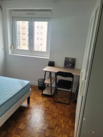 
                                                                                        Colocation
                                                                                         Chambre dans une colocation 64 m²