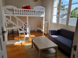 
                                                                                        Colocation
                                                                                         Chambre dans une colocation