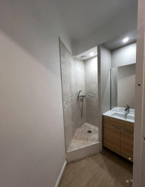 
                                                                                        Colocation
                                                                                         Chambre dans une colocation 70 m² Épinay