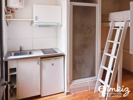 
                                                                                        Vente
                                                                                         Chambre de service Paris 16ème