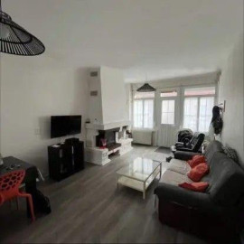 
                                                                                        Colocation
                                                                                         Chambre dispo dans colocation 144m² de 5 personnes