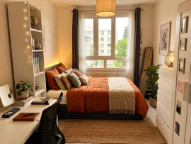 
                                                                                        Colocation
                                                                                         Chambre en coloc rénovée avec jardin et parking