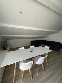 
                                                                                        Colocation
                                                                                         Chambre en colocation - 160 Santy