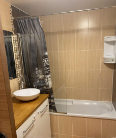 
                                                                                        Colocation
                                                                                         Chambre en colocation