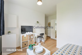 
                                                                                        Colocation
                                                                                         Chambre en colocation