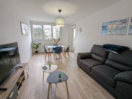 Colocation
Chambre en colocation à Mérignac