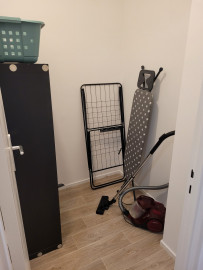 Colocation
Chambre en colocation à Mérignac