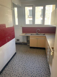 
                                                                                        Colocation
                                                                                         Chambre en colocation, au calme