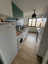 
                                                                                        Colocation
                                                                                         Chambre en colocation au coeur de Grenoble