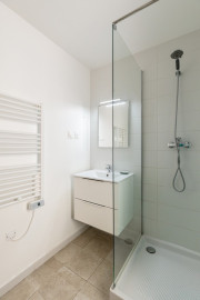 
                                                                                        Colocation
                                                                                         Chambre en colocation - Cours Julien