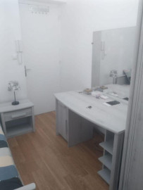 
                                                                                        Colocation
                                                                                         Chambre meublée à louer