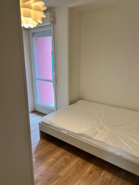 
                                                                                        Location
                                                                                         Chambre Meublée pour Étudiant(e)