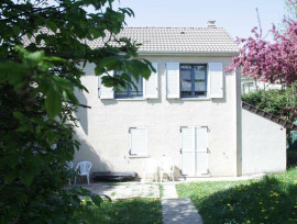 
                                                                                        Colocation
                                                                                         Chambres dans une coloc 135 m² Champs-Sur-Marne