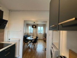 
                                                                                        Colocation
                                                                                         Chambres dispos dans belle coloc rénovée