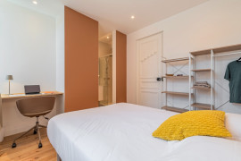 
                                                                                        Colocation
                                                                                         Chambres privées avec sdb - Coliving - Centre