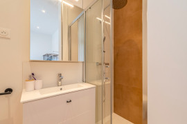 
                                                                                        Colocation
                                                                                         Chambres privées avec sdb - Coliving - Centre