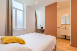 
                                                                                        Colocation
                                                                                         Chambres privées avec sdb - Coliving - Centre