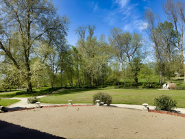 
                                                                                        Vente
                                                                                         CHARENTE MARITIME MANOIR DE CHARME 20 HA RIVIERE