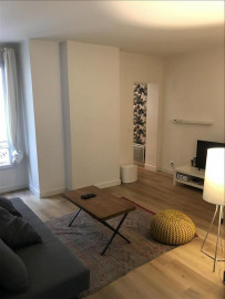 
                                                                                        Location
                                                                                         Charmant 2 pièces Meublé Paris 18