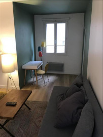 
                                                                                        Location
                                                                                         Charmant 2 pièces Meublé Paris 18