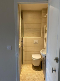
                                                                                        Location
                                                                                         Charmant 2 pièces quartier Epinettes-Bessières
