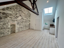 
                                                                                        Vente
                                                                                         Charmant Appartement de Caractère à Angers