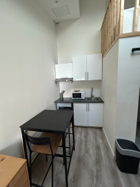 
                                                                                        Location
                                                                                         CHARMANT APPARTEMENT MEUBLE