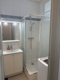 
                                                                                        Location
                                                                                         Charmant appartement meublé de 33m²