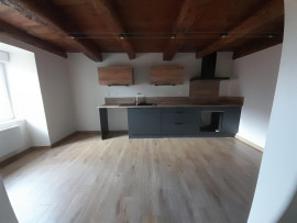 
                                                                                        Location
                                                                                         Charmant duplex entièrement neuf