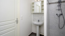 
                                                                                        Location
                                                                                         Charmant Studio 21m² Refait à Neuf