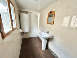 Location
Charmant studio avec cour privative