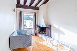 
                                                                                        Vente
                                                                                         Charmant studio bonne rentabilité.