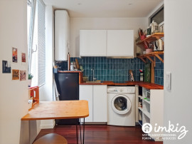 
                                                                                        Vente
                                                                                         Charmant studio de 24 m² refait à neuf