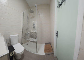 
                                                                                        Location
                                                                                         Charmant studio meublé, entièrement neuf