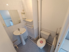 Location
Charmant studio proche facs & gare