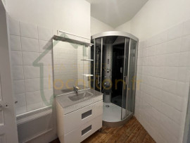 
                                                                                        Location
                                                                                         Charmant T2 en hyper centre