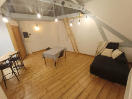 
                                                                                        Location
                                                                                         T2 meublé avec bureau et espace mezzanine