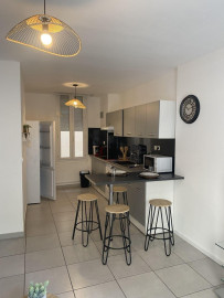 
                                                                                        Location
                                                                                         Charmant T3 meublée, ensoleillée