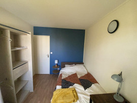 
                                                                                        Colocation
                                                                                         Charmante chambre dans colocation 100 m² à Melun