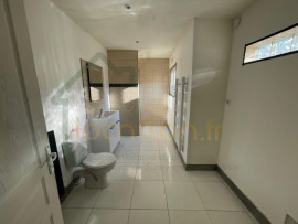 
                                                                                        Location
                                                                                         Charmante Maison 2 chambres 89m2 rénovée en 2022