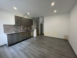 
                                                                                        Location
                                                                                         Charmante Maison 2 pièces ST QUENTIN