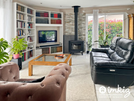 Vente
                                                                                Charmante maison 4 pièces