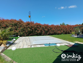 Vente
Charmante maison 4 pièces de 100m² avec piscine