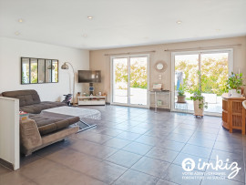 Vente
Charmante maison 4 pièces de 100m² avec piscine