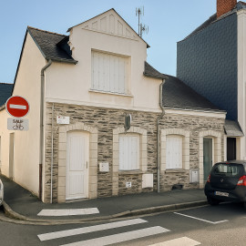 Vente
Charmante maison avec terrasse à Angers dans le quartier paisible de La Rue Boileau