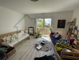 
                                                                                        Location
                                                                                         Charmante maison de 60 m2  à pièces ST QUENTIN