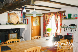 Vente
Charmante maison de caractère en pierre + gîte