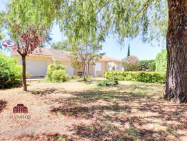 
                                                                                        Vente
                                                                                         Charmante maison de plain-pied - 4 chambres