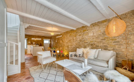 
                                                                                        Vente
                                                                                         Charmante maison de village à La Flotte-en-Ré